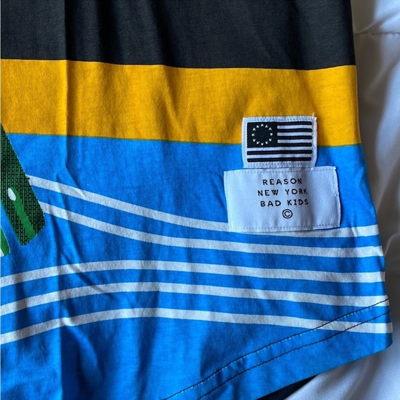 NWT Reason Men's Champagne Bottle Multicolor Short Sleeve T-Shirt - Picture 3 of 5